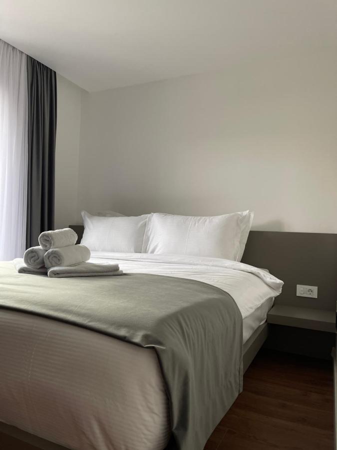 Etnomania Boutique Hotel Pristina Exterior photo